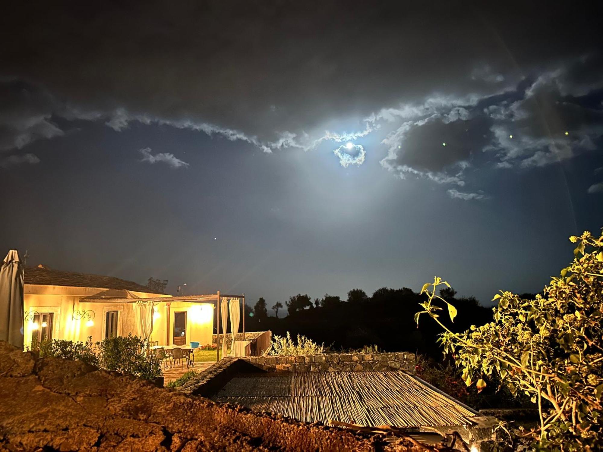 La Cantina Villa Di Campagna Ачиреале Екстер'єр фото
